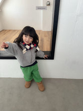Cargar imagen en el visor de la galería, 【予約】キャラメルフードジップ AW 韓国 韓国子供服 2026 digreen
