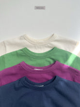 Cargar imagen en el visor de la galería, 【予約】クロスTシャツ AW 韓国 韓国子供服 2026 digreen
