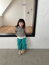 Load image into Gallery viewer, 【予約】ソボロスペシャルパンツ AW 韓国 韓国子供服 2026 digreen
