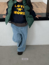 Cargar imagen en el visor de la galería, 【予約】クイルテッドデニムパンツ AW 韓国 韓国子供服 2026 digreen

