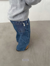 Cargar imagen en el visor de la galería, 【予約】クイルテッドデニムパンツ AW 韓国 韓国子供服 2026 digreen
