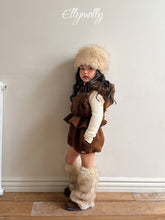 Charger l'image dans la galerie, 【予約】ココファーウォーマー AW 韓国 韓国子供服 2026 ellymolly
