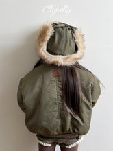 Cargar imagen en el visor de la galería, 【予約】エスキモファーパイロット帽子 AW 韓国 韓国子供服 2026 ellymolly
