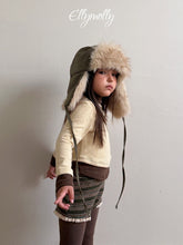 Cargar imagen en el visor de la galería, 【予約】エスキモファーパイロット帽子 AW 韓国 韓国子供服 2026 ellymolly
