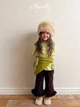 Charger l'image dans la galerie, 【予約】ホリックフリースラインフリルパンツ AW 韓国 韓国子供服 2026 ellymolly
