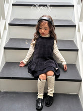 Charger l'image dans la galerie, 【予約】ドットブラッシュモックタートルネックTシャツ AW 韓国 韓国子供服 2026 ellymolly
