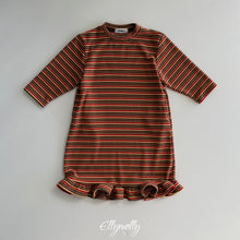 Charger l'image dans la galerie, 【予約】フリースフリルロングドレス AW 韓国 韓国子供服 2026 ellymolly
