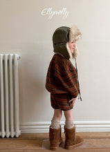 Cargar imagen en el visor de la galería, 【予約】グローブニットパンツ AW 韓国 韓国子供服 2026 ellymolly

