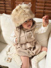 Charger l'image dans la galerie, 【予約】ベアーフードベスト AW 韓国 韓国子供服 boa 2026 ellymolly

