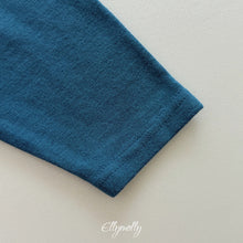 Charger l'image dans la galerie, 【予約】レーヨンカラーブロックラグランTシャツ ロンT　AW 韓国 韓国子供服 2026 ellymolly
