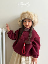 Load image into Gallery viewer, 【予約】ポメリハイネックMTM AW 韓国 韓国子供服 2026 ellymolly
