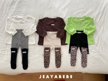 Load image into Gallery viewer, 【予約】ストライプレギンス AW 韓国  韓国子供服　2026 JEAYABEBE - W select  baby kids
