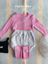 Cargar imagen en el visor de la galería, 【予約】シンプル  リブ トップス AW 韓国  韓国子供服　2026 JEAYABEBE - W select  baby kids
