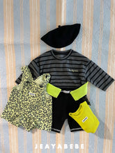 Cargar imagen en el visor de la galería, 【予約】ボーダートップス AW 韓国  韓国子供服　2026 JEAYABEBE - W select  baby kids
