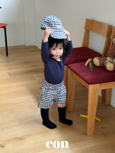 Load image into Gallery viewer, 【予約】チェック帽子 キャップ AW 韓国  韓国子供服　2026 CON
