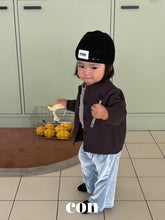 Cargar imagen en el visor de la galería, 【予約】ブラックホールパンツ AW 韓国  韓国子供服　2026 CON
