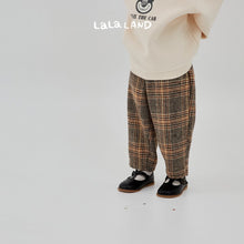 Load image into Gallery viewer, 【即納】冬チェックパンツ＆スカート　check　チェック　韓国子供服　LALALAND　Wselect
