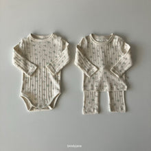 Cargar imagen en el visor de la galería, 【予約】花柄リブロンパース　スタイ　ボンネット　 AW 韓国  韓国子供服　BRODYJANE 2026 (コピー) (コピー)
